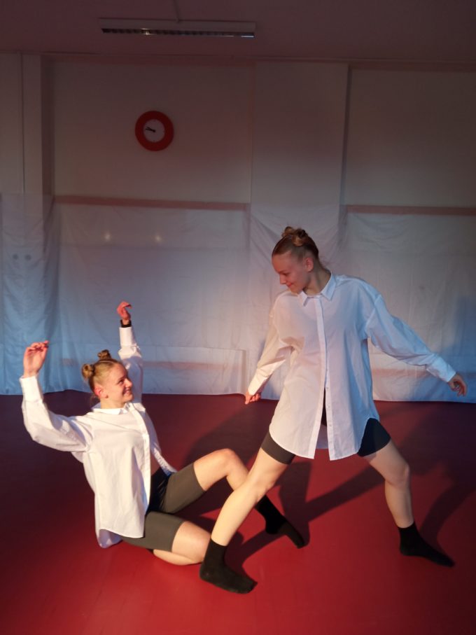 ART DANCE CUP DUO